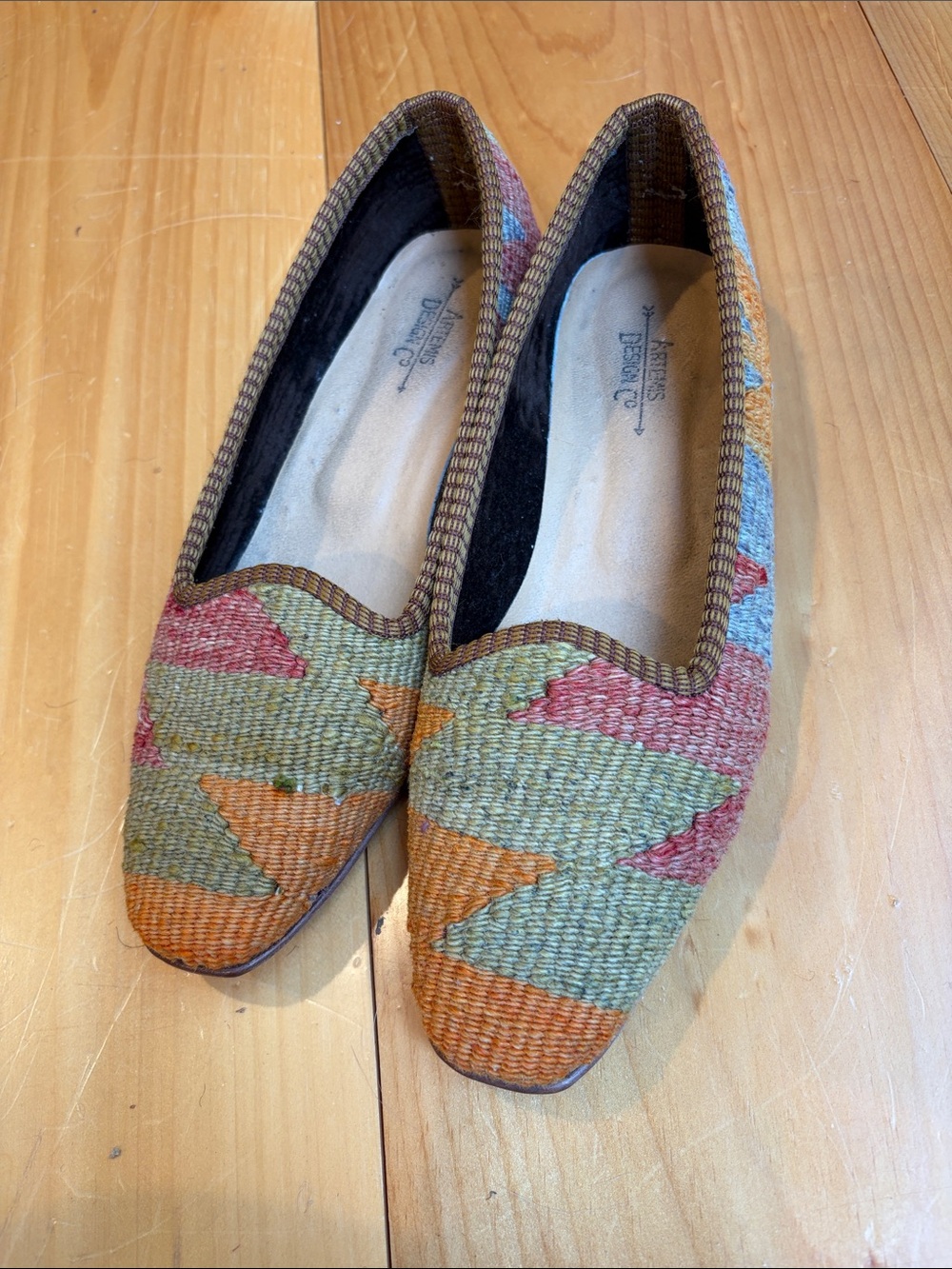 Artemis Design Co. Multicolor Woven Geometric Flats